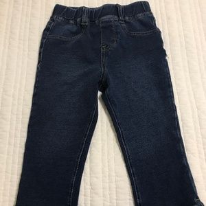 Flapdoodles Elastic Waist Denim Capris - Like New